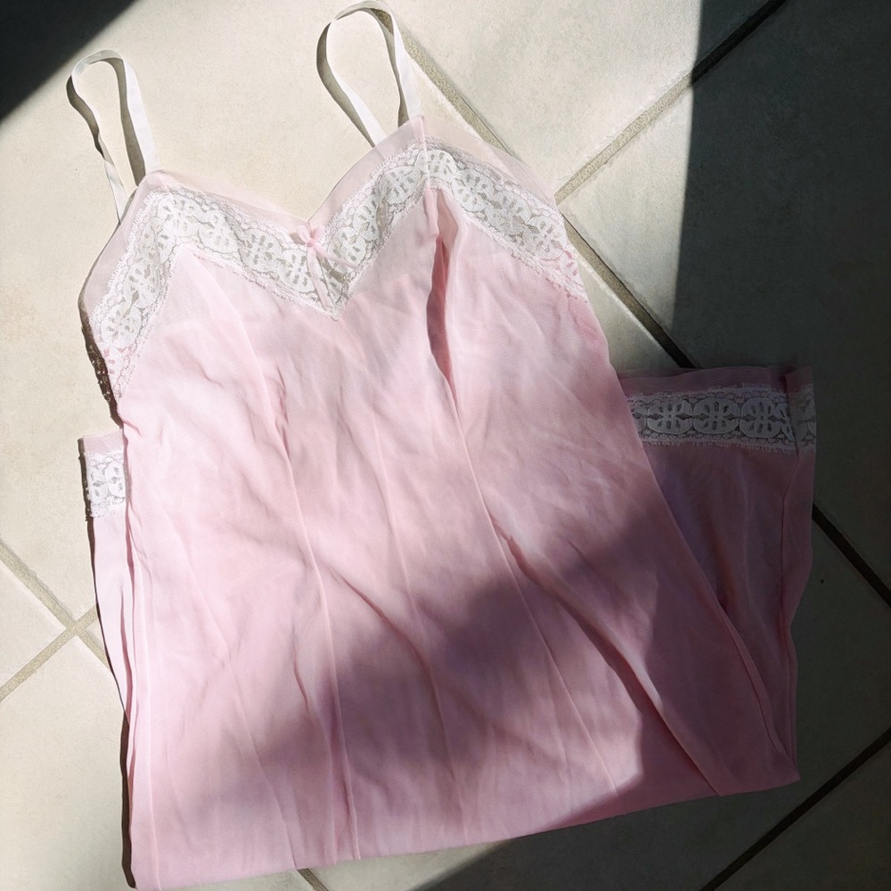 Vintage Light Pink Lace Midi Nightgown
